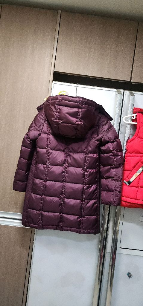 버버리 키즈 롱패딩 8Y--4