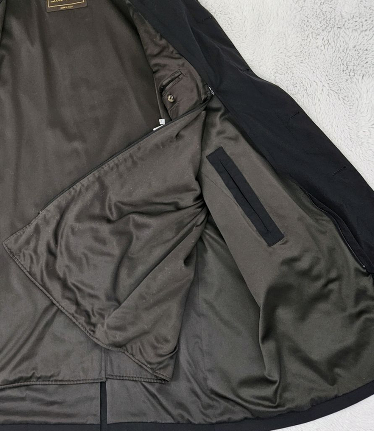 로로피아나 NETJETS 스톰 시스템 레인코트 [ 브리오니 에르메스 톰포드 루이비통 쿠치넬리 벨루티 루이비통 ] 이미지