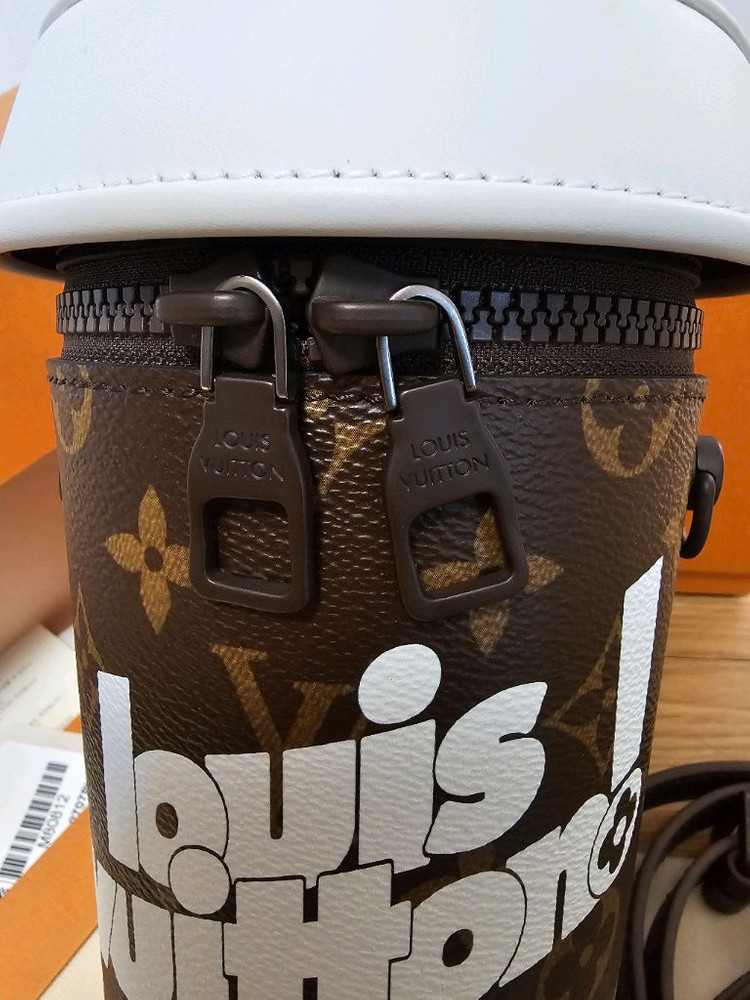 루이비통 버질아블로 한정판 커피컵 크로스백 (새상품) 이미지