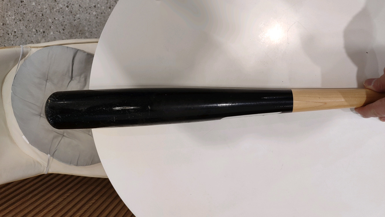 본 나무 배트 팝니다--3