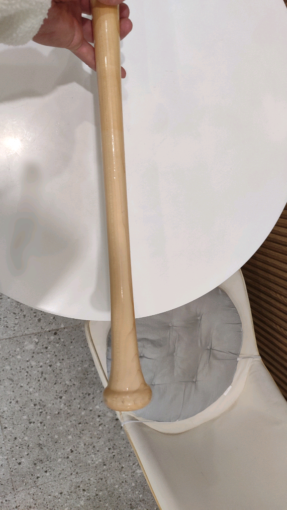 본 나무 배트 팝니다--4