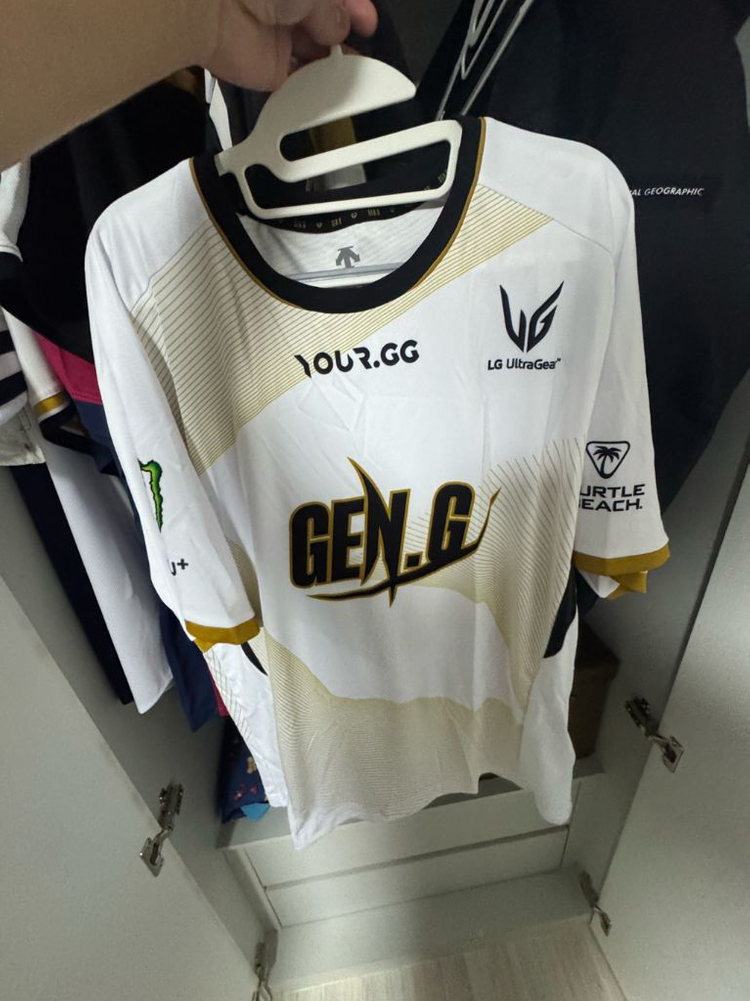 젠지 유니폼 판매합니다--1