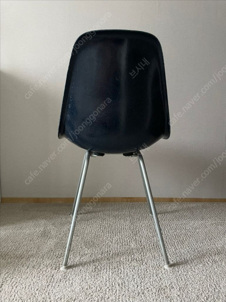 임스체어 dsx 파이버글래스 네이비블루 빈티지 판매합니다. 이미지