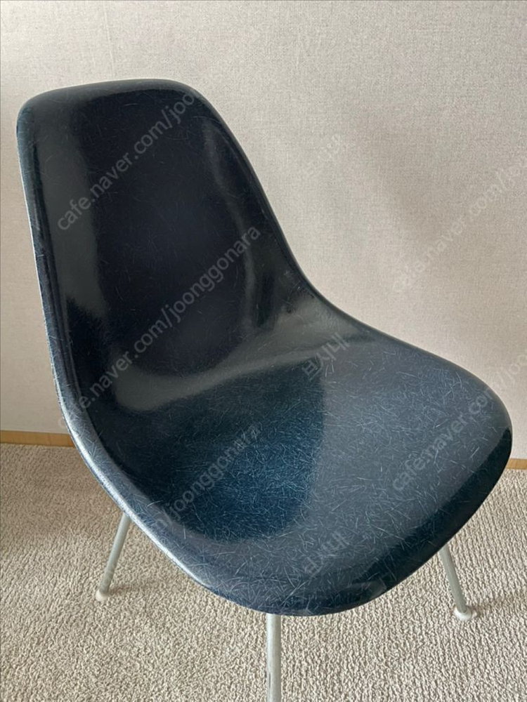 임스체어 dsx 파이버글래스 네이비블루 빈티지 판매합니다. 이미지