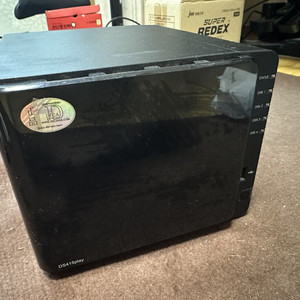 시놀로지 4베이 NAS DS415 Play 판매 합니다. 이미지