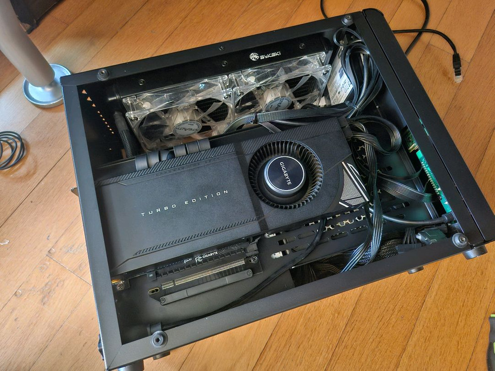 게이밍 itx 스몰 데스크탑 컴퓨터--4