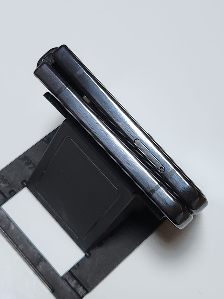 갤럭시Z플립4 256G 무잔상 블랙 59646 이미지