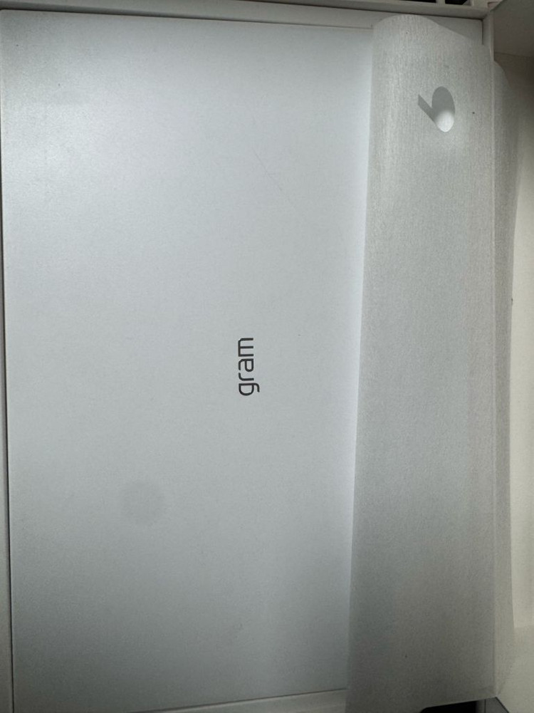 LG 그램 16인치 16ZD90RU-GX56K 이미지