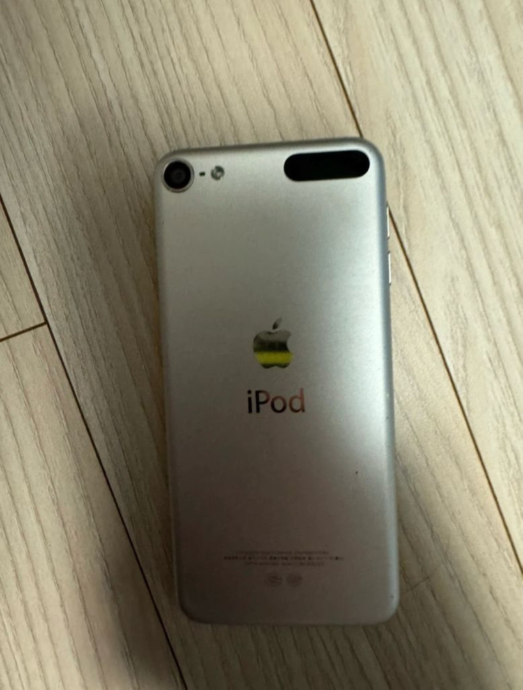 아이팟 터치 6세대 이미지