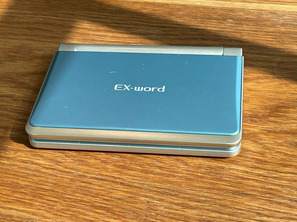 카시오 EWL6200 전자사전 이미지