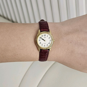 시티즌 CITIZEN Isls 금장 여성 가죽 시계 여자 팔찌