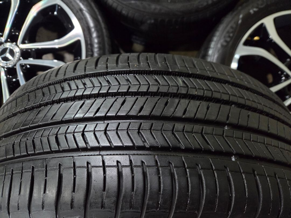 벤츠 W205 C클래스 17인치 정품 휠타이어 이미지