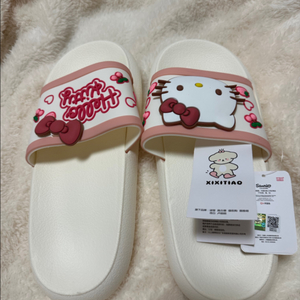 헬로키티 슬리퍼