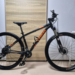 트렉 엑스칼리버8. 29인치 MTB 자전거