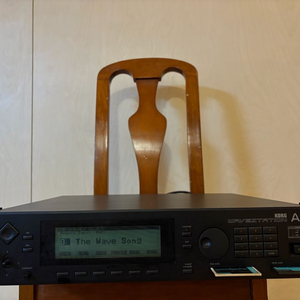 [코르그] Korg Wavestairon A/D 빈티지 디지털 신디사이저 랙 이미지