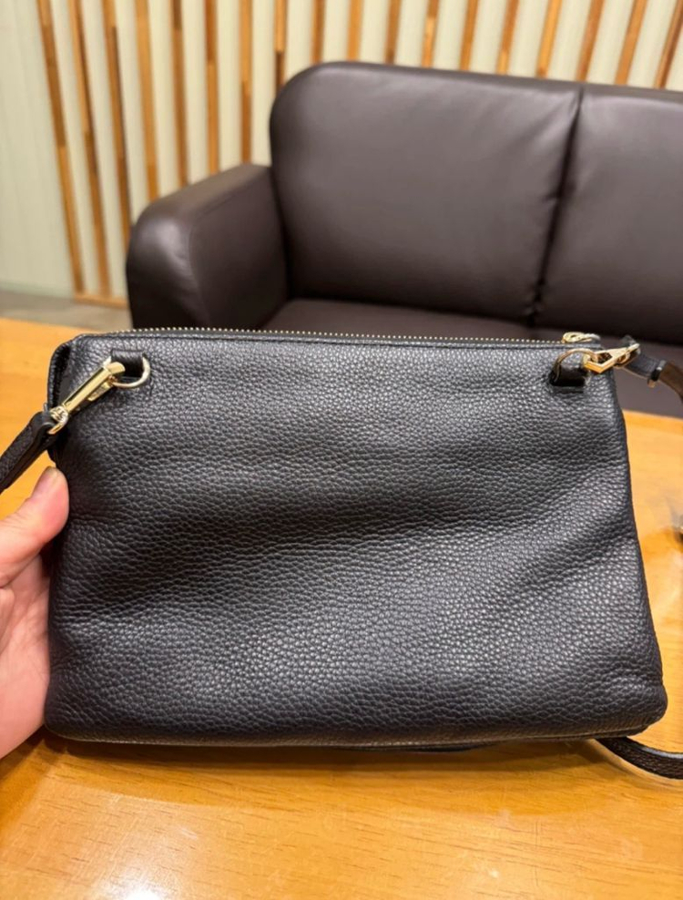 오야니 블랙 가죽 클러치/크로스백 이미지