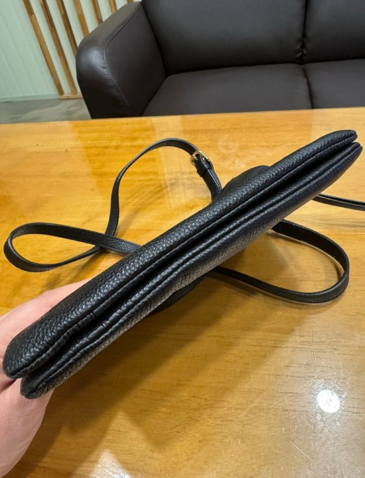 오야니 블랙 가죽 클러치/크로스백 이미지