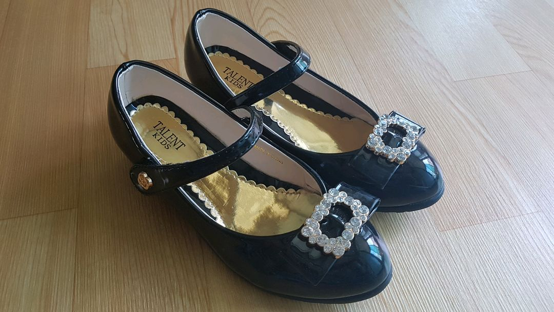 <몽땅>여아 원피스,티셔츠, 머리띠, 목걸이 + 덤 구두, 아동기모타이즈새거포함--7