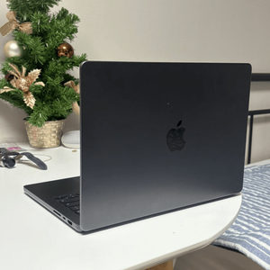 M4 Max 맥북 프로 14인치 36GB / 1TB 판매합니다 이미지