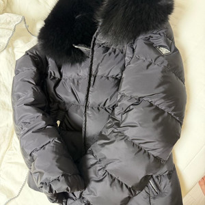 정품 프라다패딩 프라다자켓 프라다숏패딩 이미지