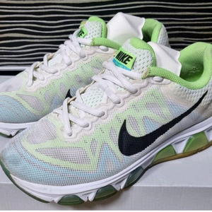 나이키 우먼즈 에어맥스 테일윈드7 런닝화,운동화