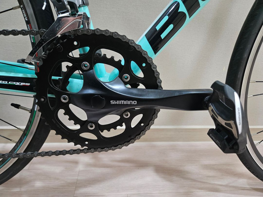 비앙키 니로네7(클라리스 구동계) 440사이즈 팝니다. (인천)--2