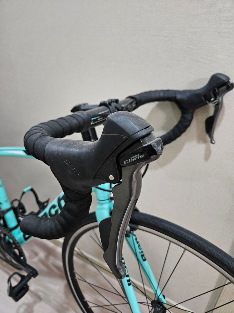 비앙키 니로네7(클라리스 구동계) 440사이즈 팝니다. (인천)--4