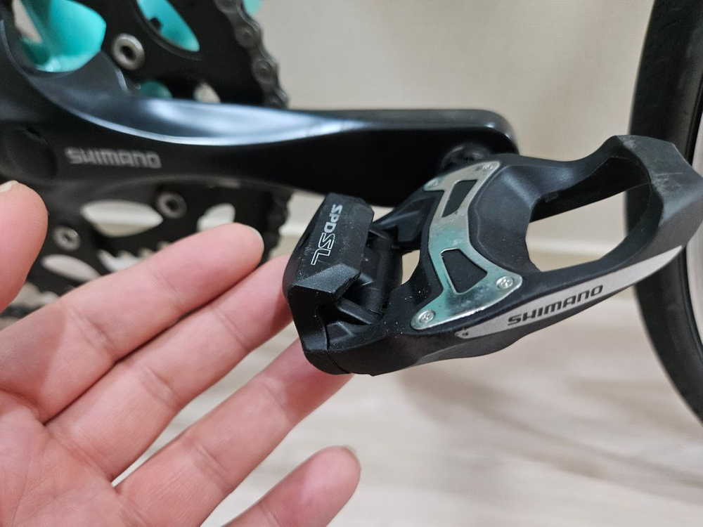 비앙키 니로네7(클라리스 구동계) 440사이즈 팝니다. (인천)--6