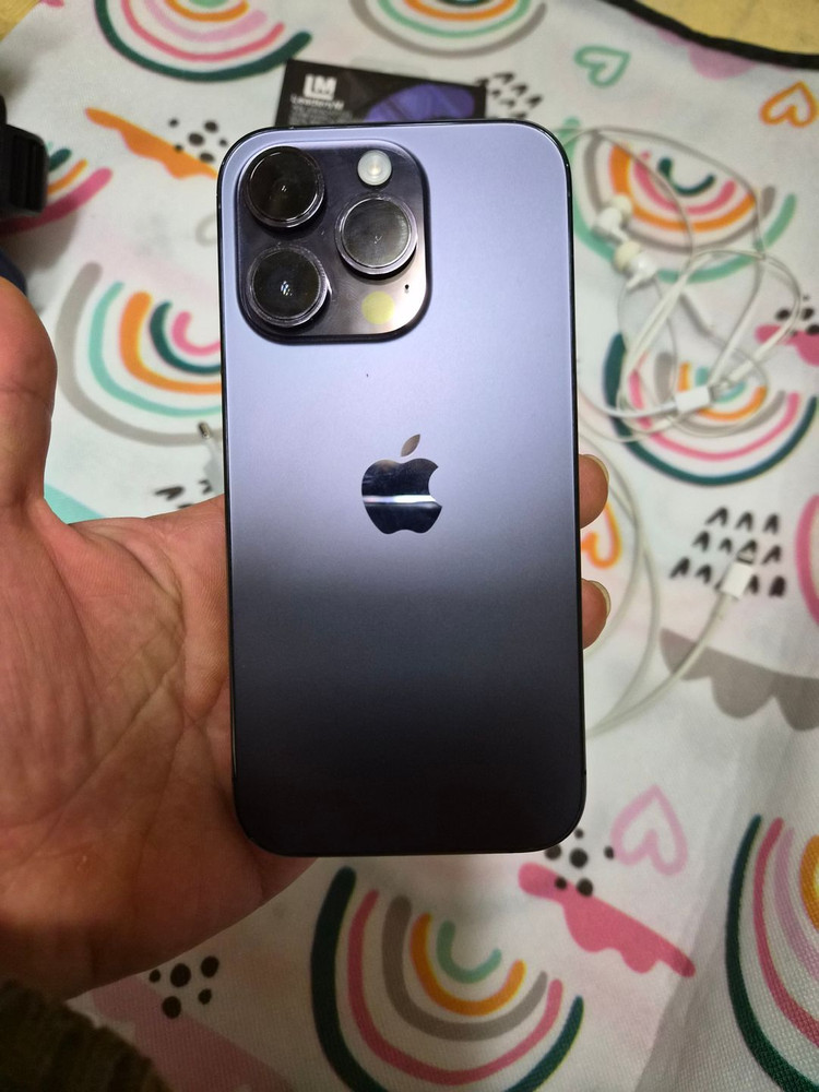 아이폰14프로 256g 퍼플팝니다.--1