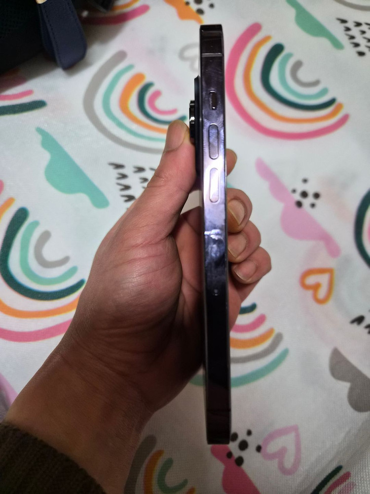 아이폰14프로 256g 퍼플팝니다.--4