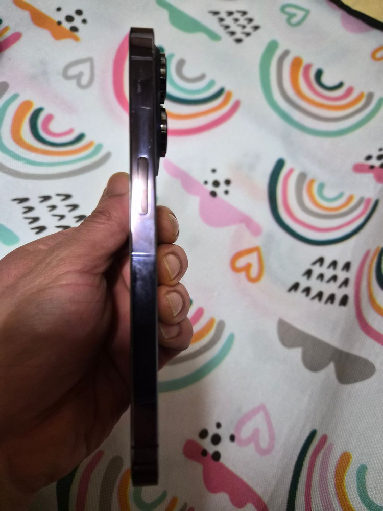 아이폰14프로 256g 퍼플팝니다.--5