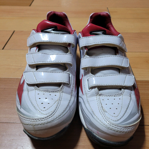 미즈노 주니어 포인트 야구화(사이즈 245mm)