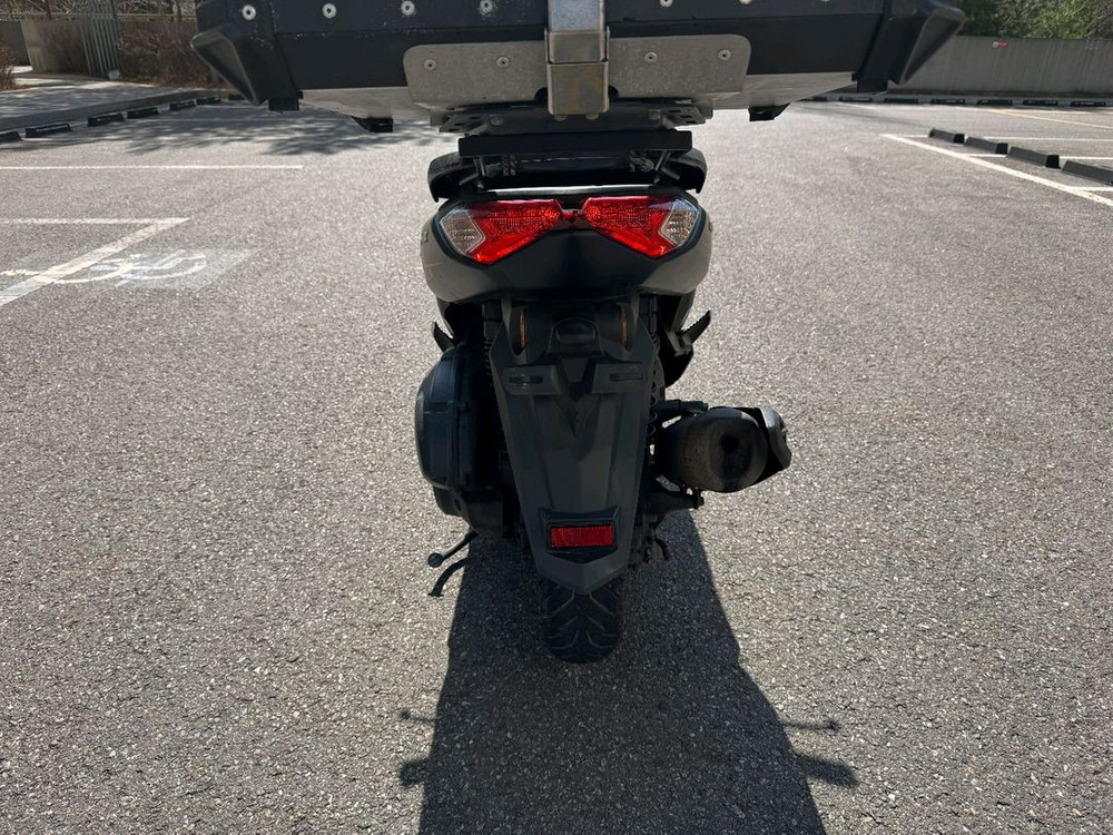 야마하 엔맥스125 23년 데칼튜닝 짧은키로수 판매합니다--3