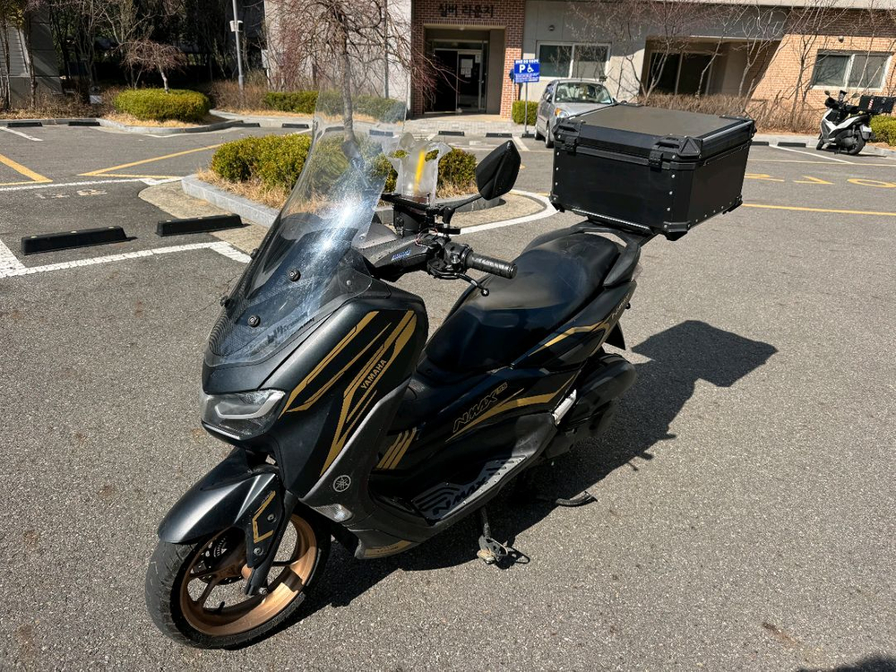 야마하 엔맥스125 23년 데칼튜닝 짧은키로수 판매합니다--5