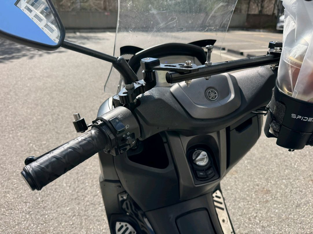 야마하 엔맥스125 23년 데칼튜닝 짧은키로수 판매합니다--8