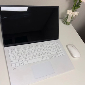 LG 그램 15인치 i5 노트북 + 마우스 + 충전기 풀세트 (그램 15ZD95P-GX56K) 이미지