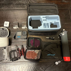 고프로 11 다이빙 및 여행용 풀세트 이미지