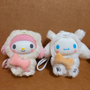 곰돌이 옷 입은 마이멜로디, 시나모롤 인형 키링 새상품.