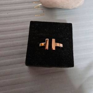 18k핑크골드 티반지