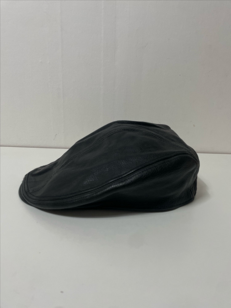 블랙 레더 가죽 헌팅캡 모자 이미지