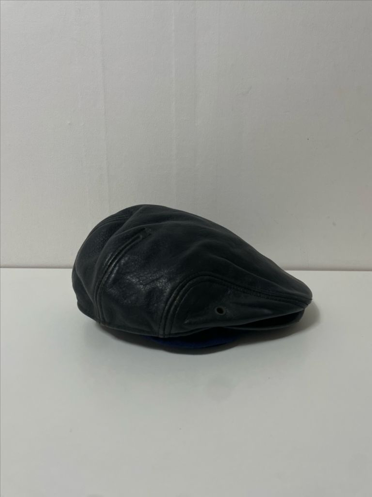 블랙 레더 가죽 헌팅캡 모자 이미지