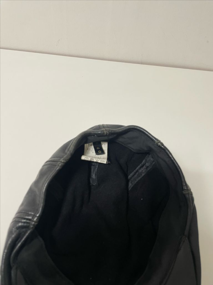 블랙 레더 가죽 헌팅캡 모자 이미지