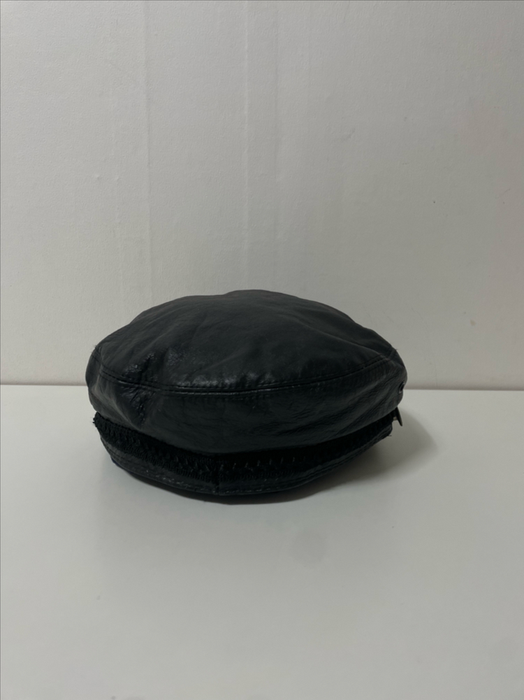 블랙 레더 가죽 헌팅캡 모자 이미지