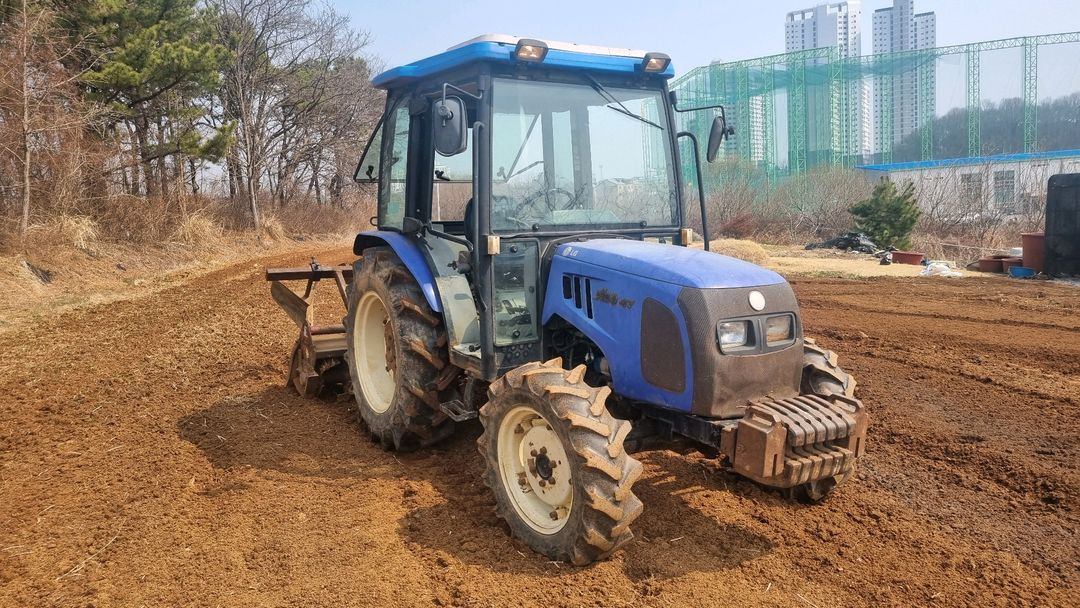 트렉터 47마력 이미지