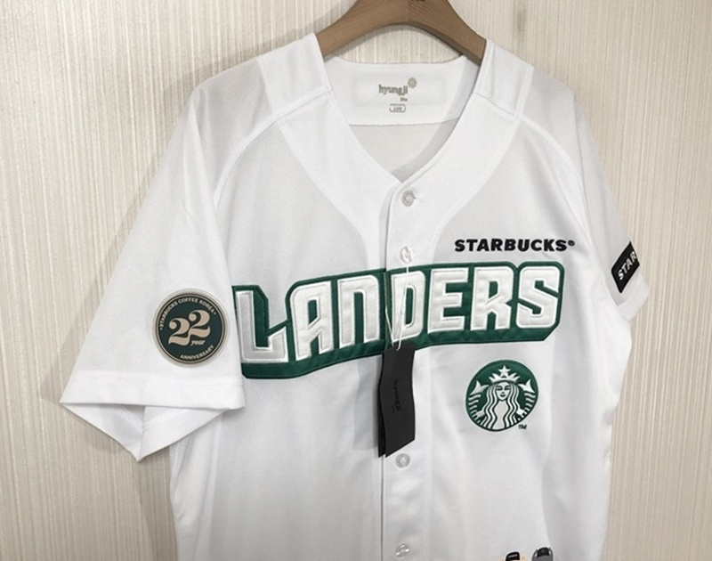 (2) KBO SSG랜더스X스타벅스22주년 한정유니폼/져지 100--5