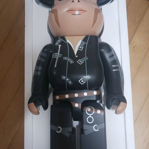 베어브릭 1000% 마이클잭슨 이미지