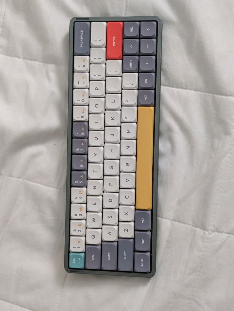 Nuphy Air60 적축 로우 프로파일 무선 키보드 이미지