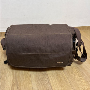 매틴 클레버 140 FC 카메라 가방 (헤이즐넛 브라운)