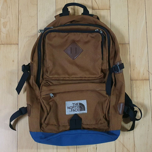노스페이스 백팩