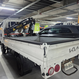 1.2톤크레인 동해433L 봉고3 카고크레인 13년식 1톤트럭크레인 중고 매매 이미지